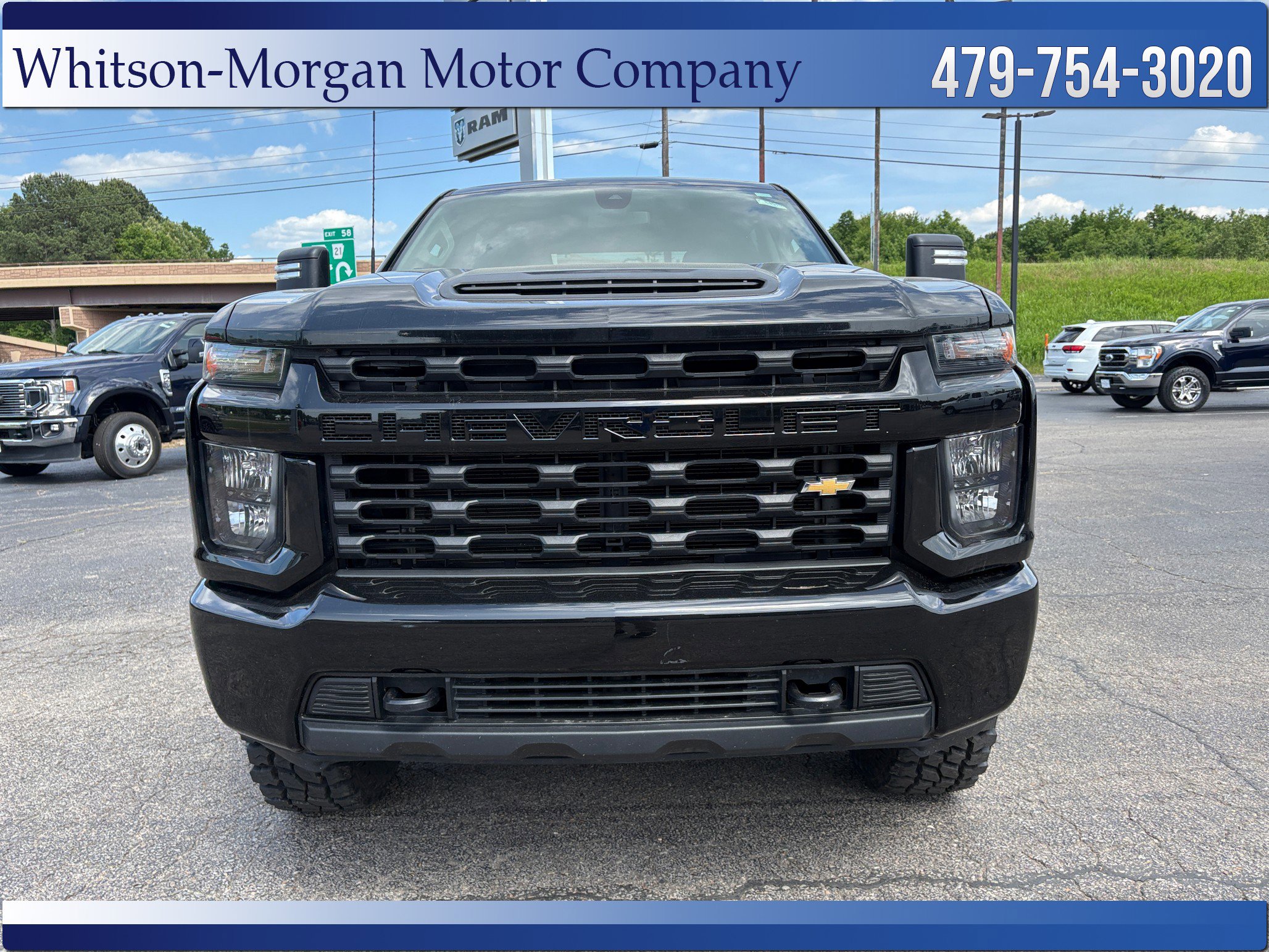 Used 2022 Chevrolet Silverado 2500 Custom w/ Custom Convenience Package AWD/4WD image 3