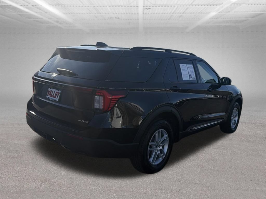 Certified 2025 Ford Explorer Active AWD/4WD image 12