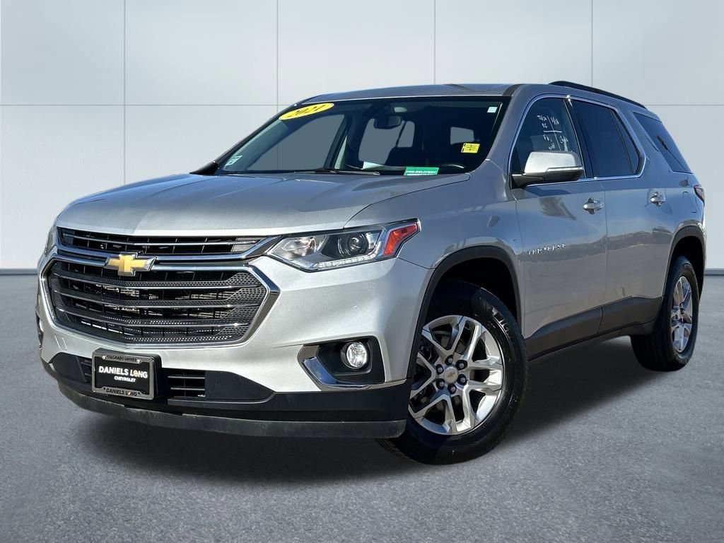 Used 2021 Chevrolet Traverse LT image 1