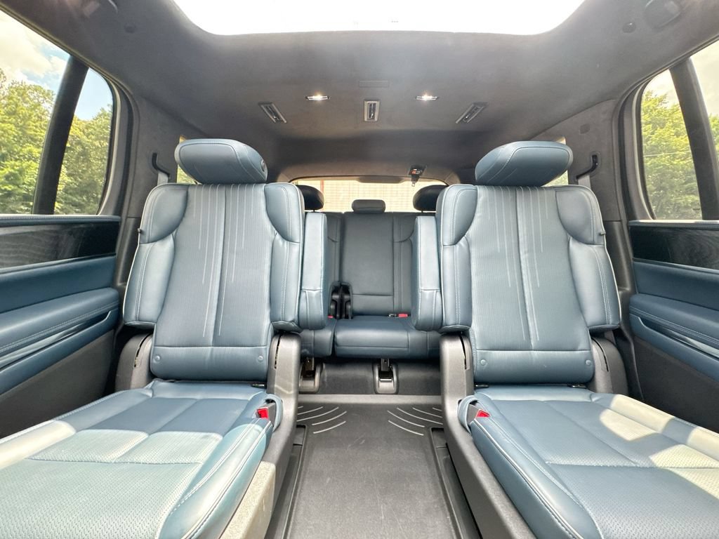 Used 2025 Cadillac Escalade IQ Sport 2 AWD/4WD image 33