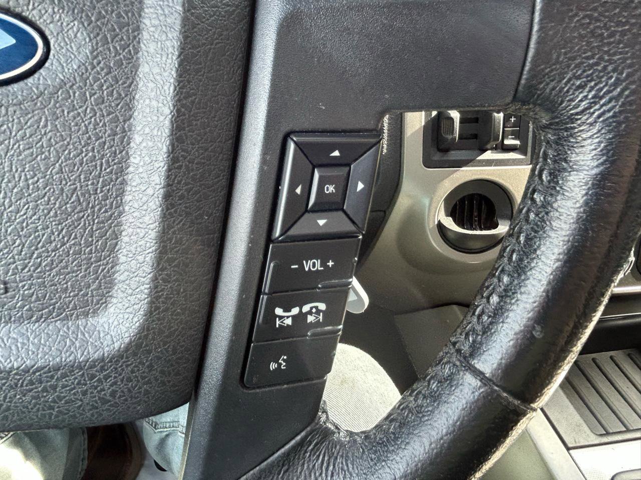 Used 2015 Ford Expedition EL XLT w/ Equipment Group 202A RWD image 21