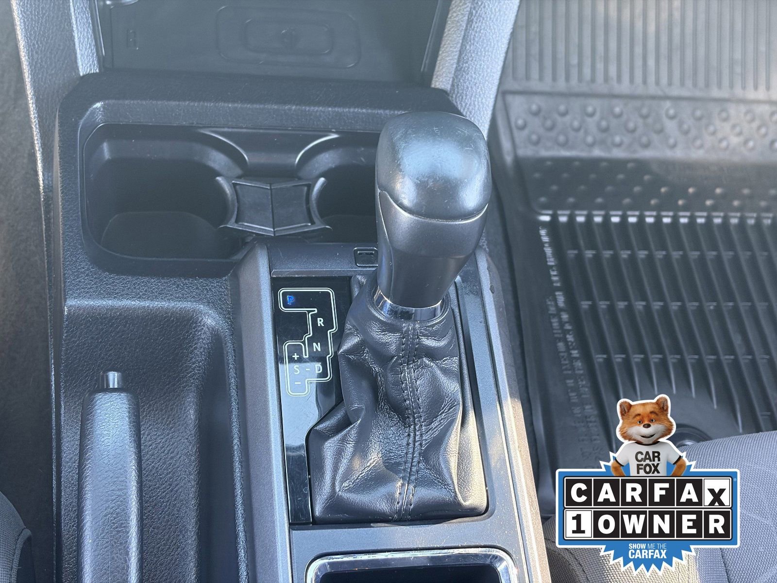 Used 2018 Toyota Tacoma TRD Off-Road w/ Technology Package AWD/4WD image 31