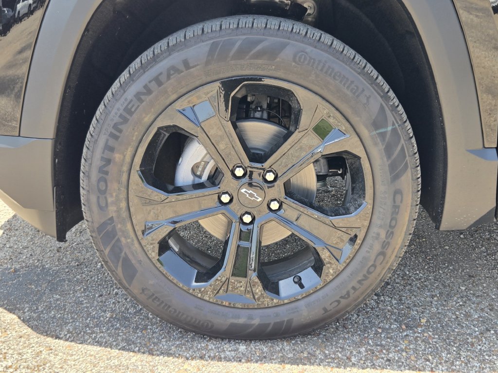 New 2027 Chevrolet Equinox LT w/ Midnight Edition FWD image 14