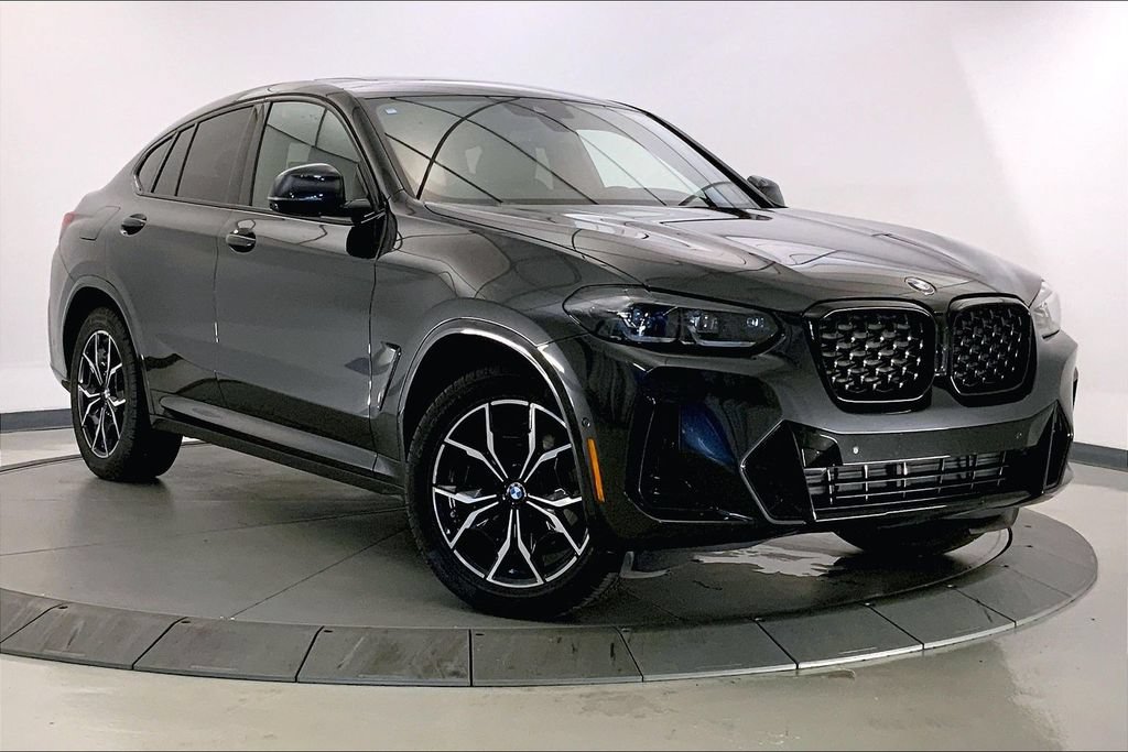 Used 2024 BMW X4 xDrive30i w/ Premium Package AWD/4WD image 1