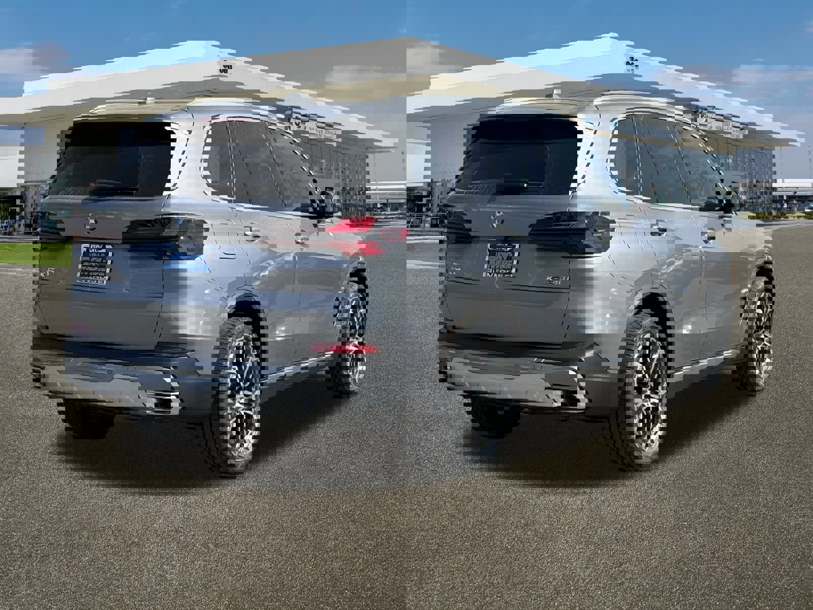 New 2026 BMW X5 xDrive40i AWD/4WD image 10