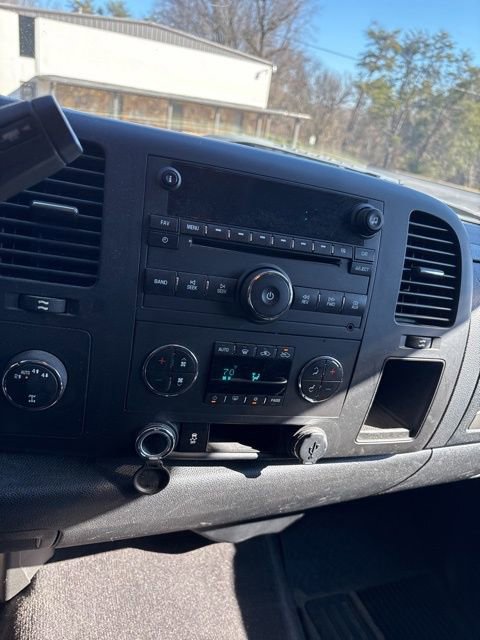 Used 2013 GMC Sierra 1500 SLE w/ Power Tech Package image 38