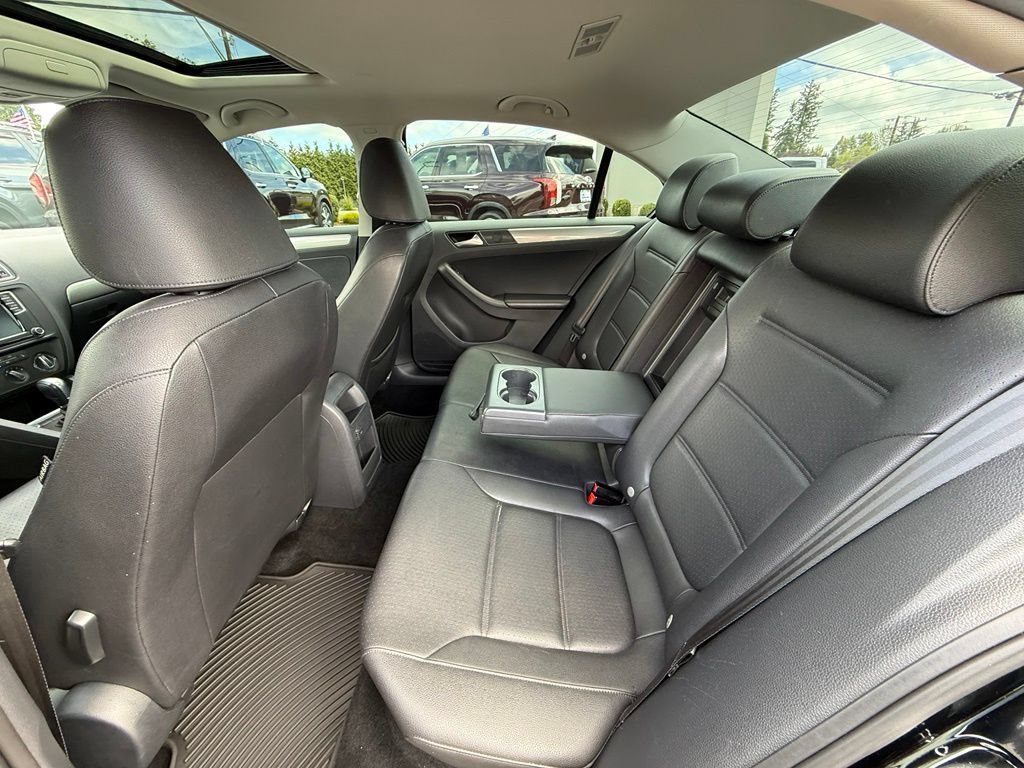 Used 2016 Volkswagen Jetta SE FWD image 12
