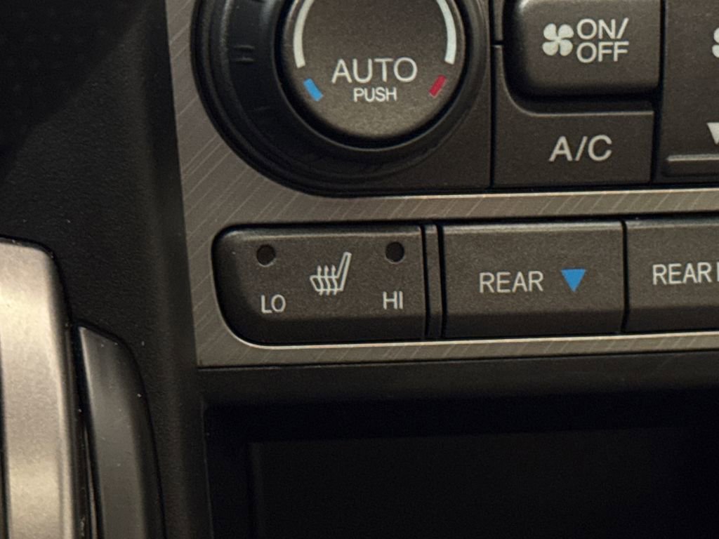 Used 2014 Honda Pilot Touring image 28