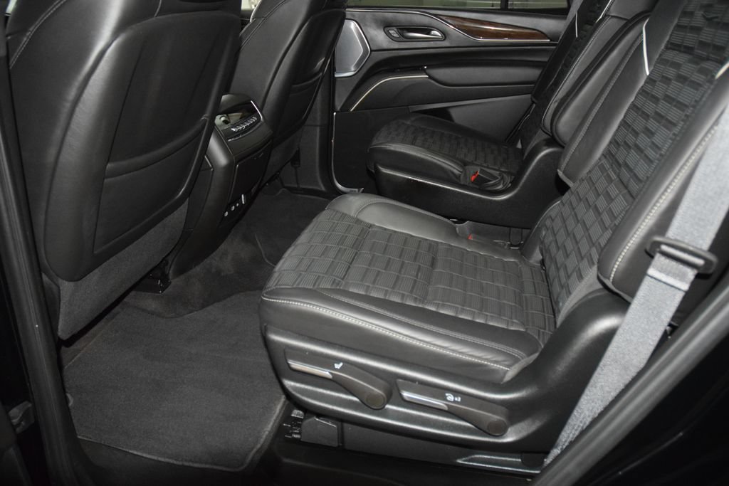 Used 2023 Cadillac Escalade Premium Luxury Platinum w/ LPO, Floor Liner Package AWD/4WD image 45