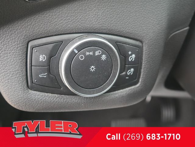 Used 2017 Ford Escape Titanium AWD/4WD image 24