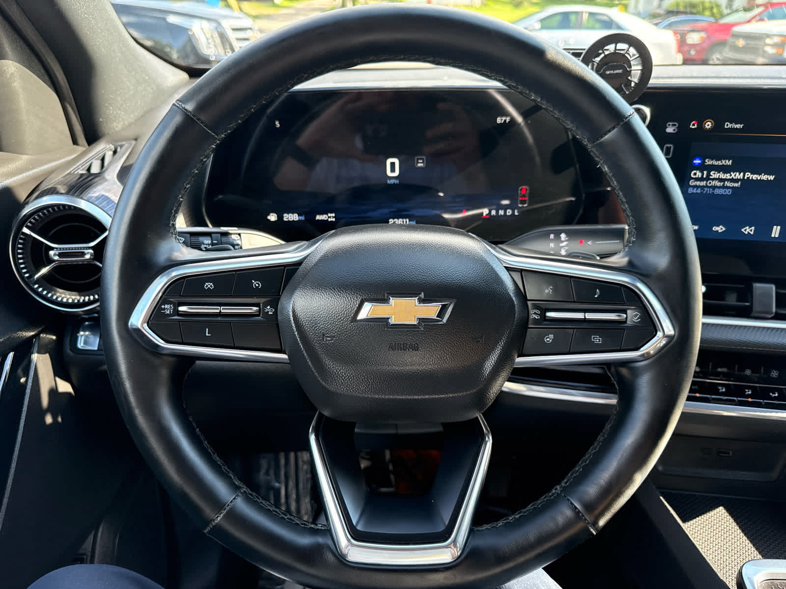 Used 2025 Chevrolet Equinox LT w/ Convenience Package II AWD/4WD image 20