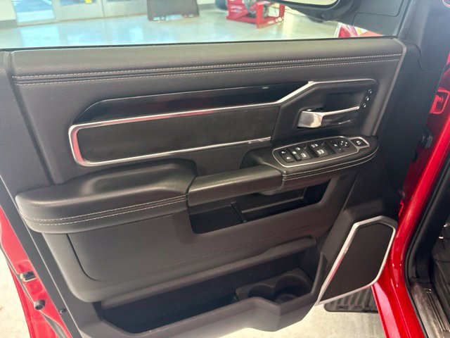 Used 2022 RAM 3500 Laramie AWD/4WD image 16
