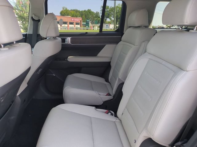 Used 2026 Hyundai Santa Fe Calligraphy AWD/4WD image 14