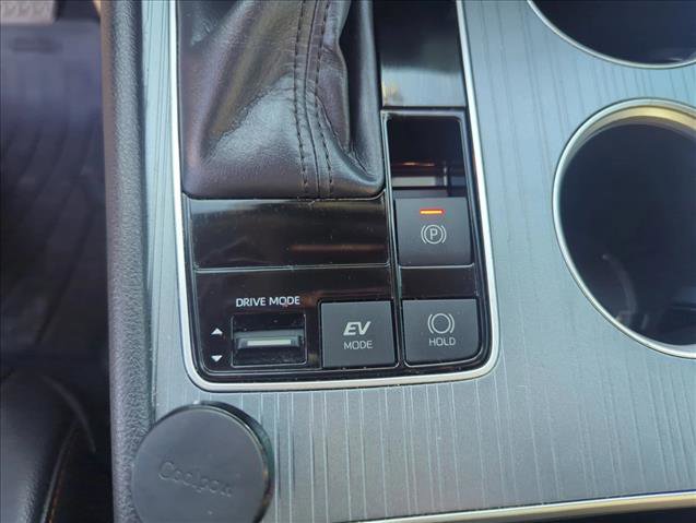 Certified 2022 Toyota Sienna XSE image 17