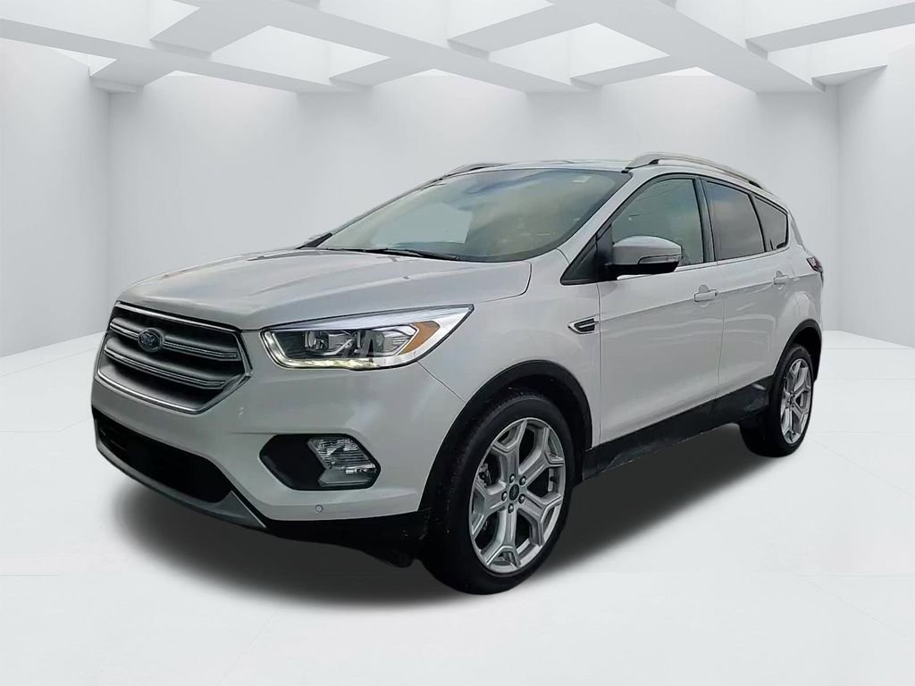 Used 2019 Ford Escape Titanium image 1