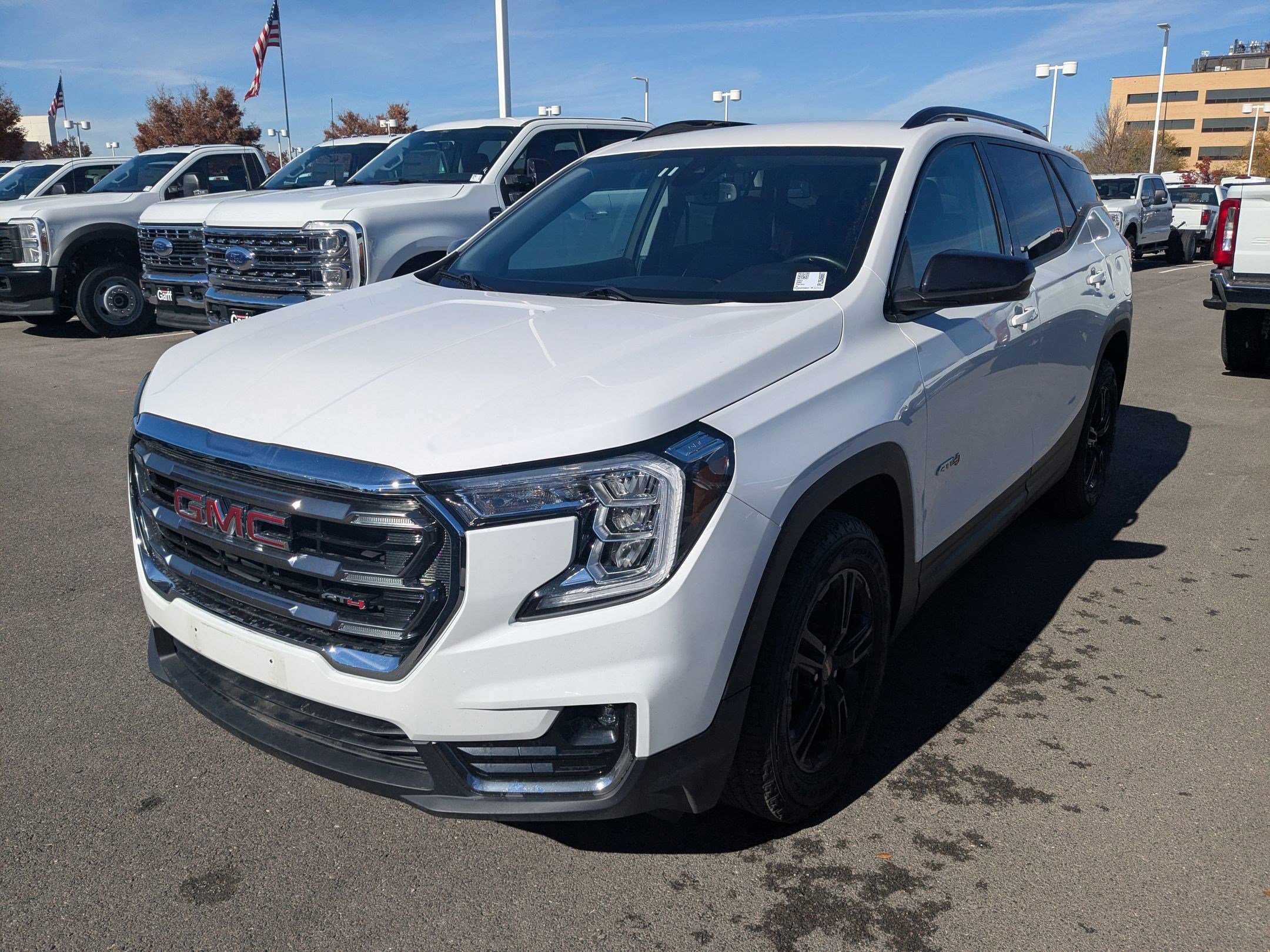 Used 2023 GMC Terrain AT4 image 8