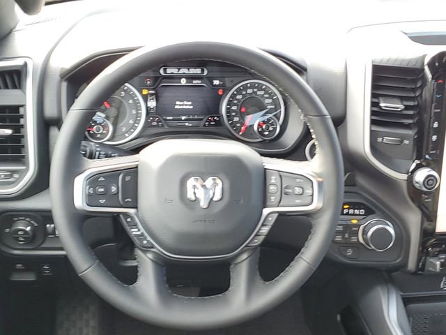 New 2026 RAM 1500 4x4 Crew Cab image 7