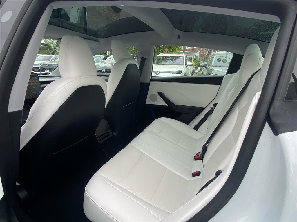 Used 2024 Tesla Model 3 Standard Range image 23