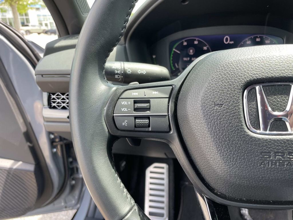Used 2023 Honda Accord Sport image 18