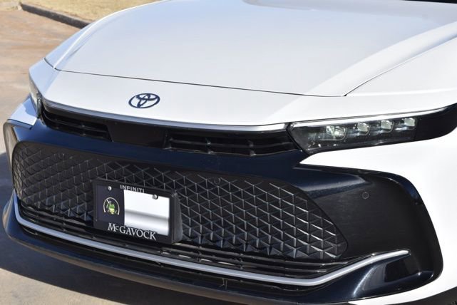 Used 2023 Toyota Crown Limited image 48