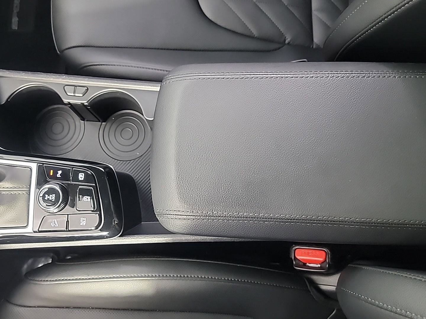 Used 2024 Kia Sportage X-Line w/ X-Line Premium Package AWD/4WD image 35