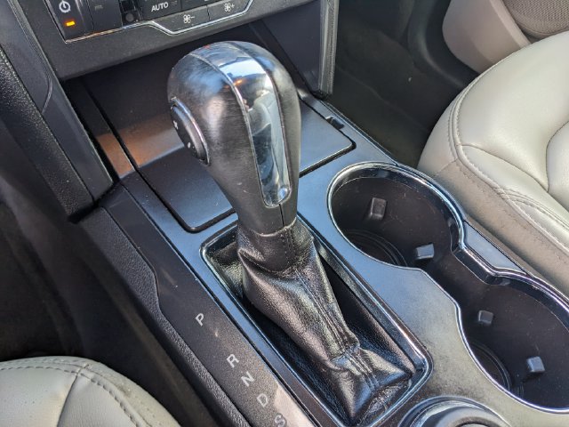 Used 2019 Ford Explorer XLT w/ Equipment Group 202A AWD/4WD image 28