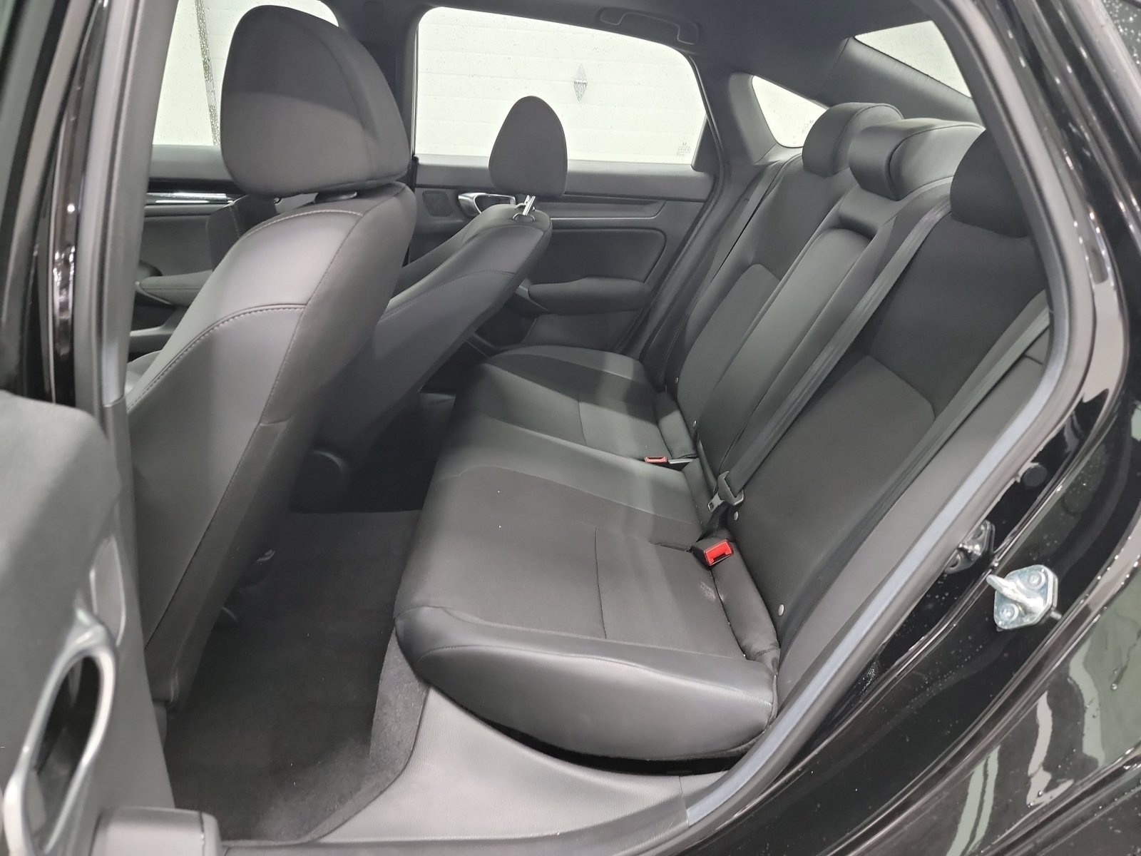 Certified 2025 Honda Civic Sport image 28
