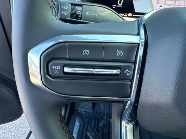 New 2026 GMC Canyon Elevation w/ Convenience Package image 33