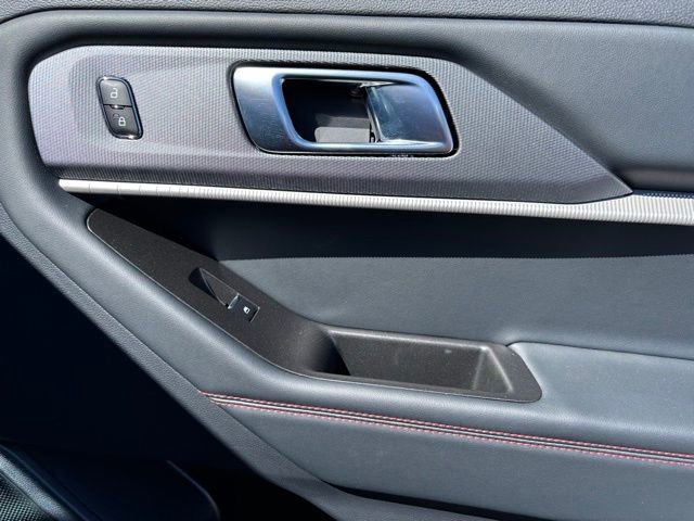 New 2026 Ford Explorer ST-Line w/ ST-Line Street Pack image 23