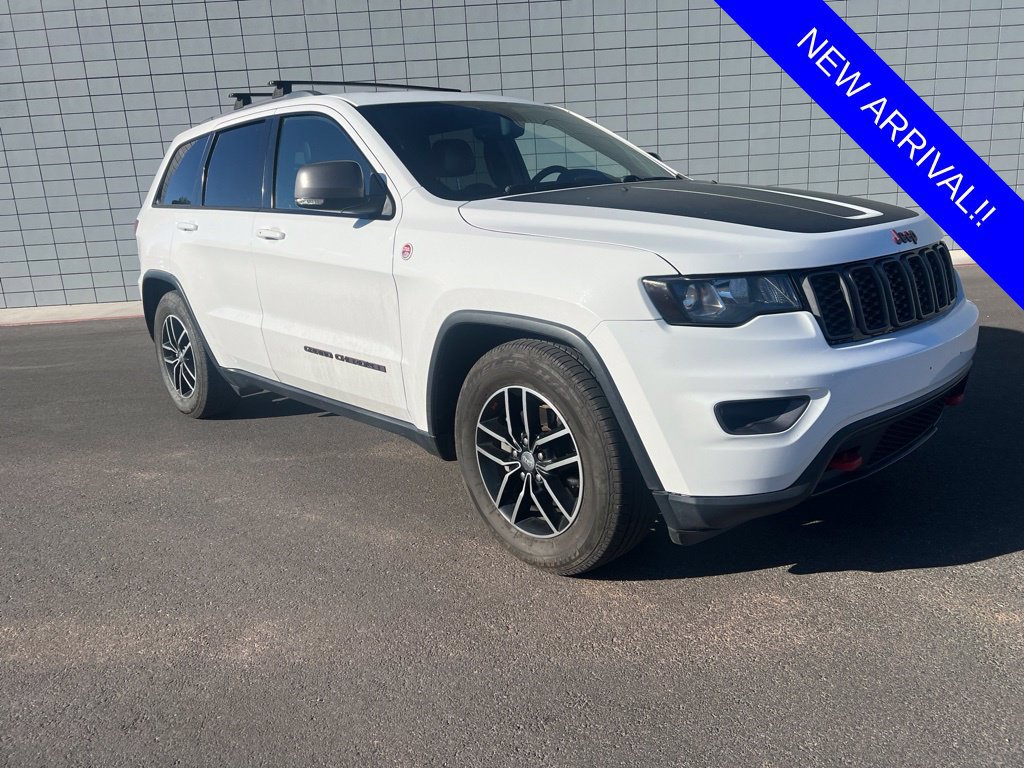Used 2017 Jeep Grand Cherokee Trailhawk AWD/4WD image 1