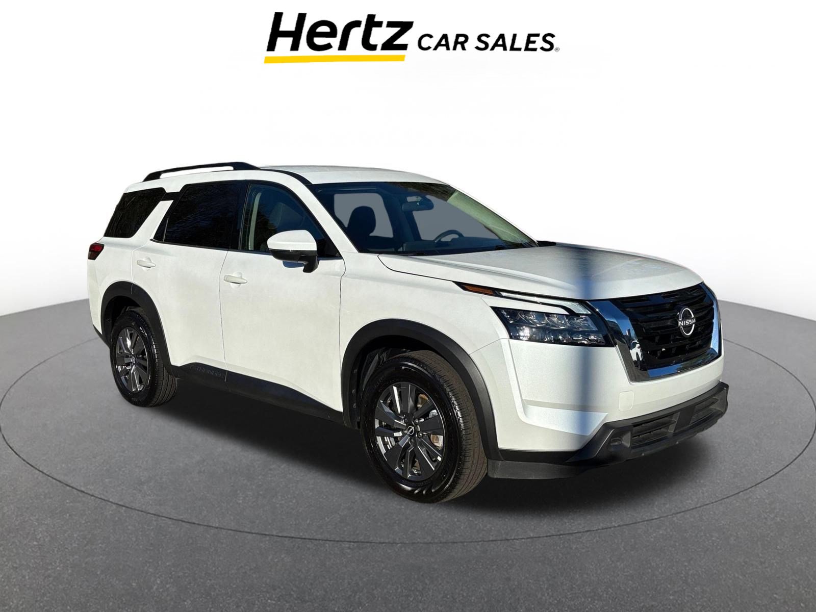 Used 2025 Nissan Pathfinder SV image 1