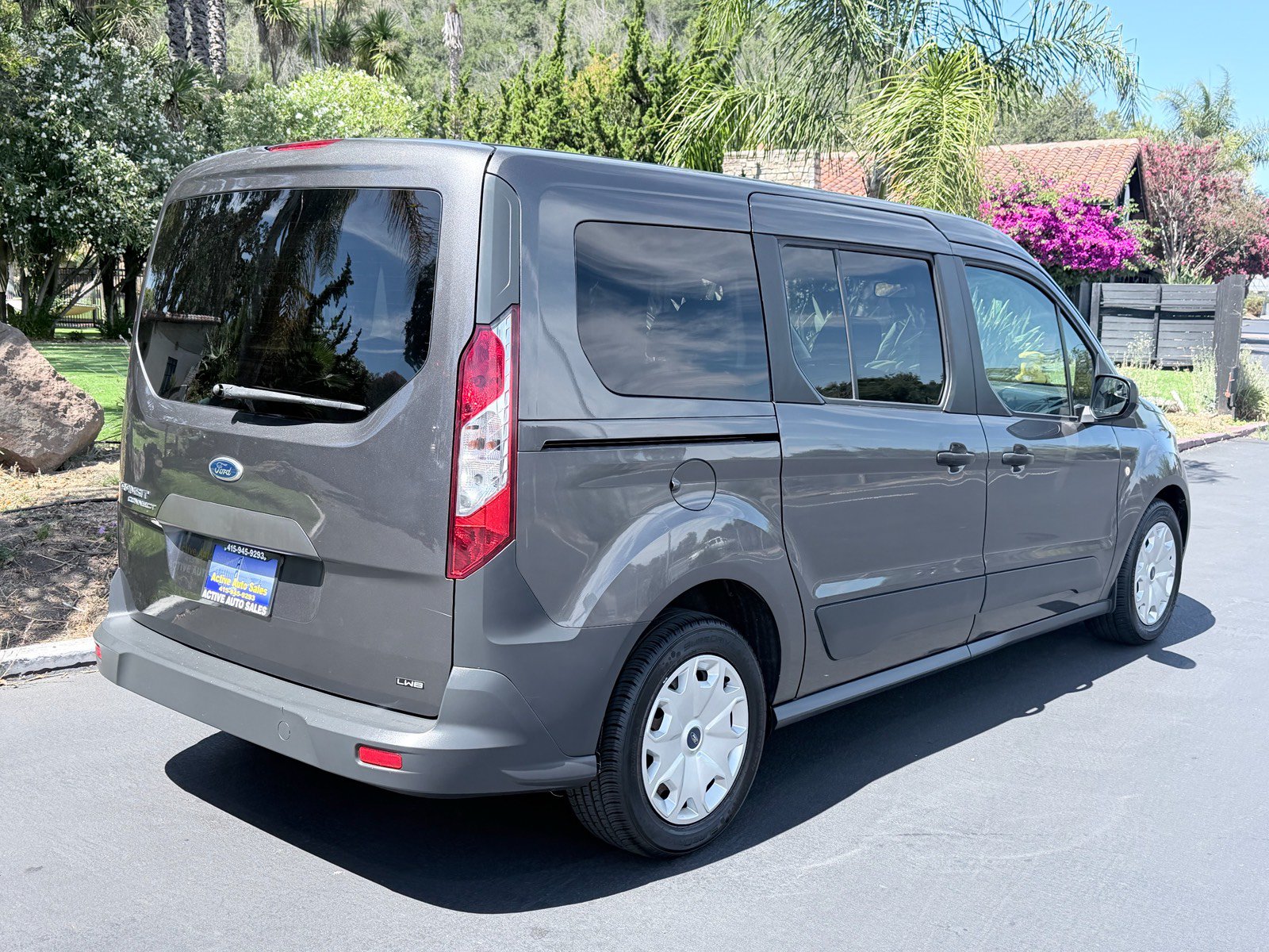 Used 2016 Ford Transit Connect XL FWD image 7