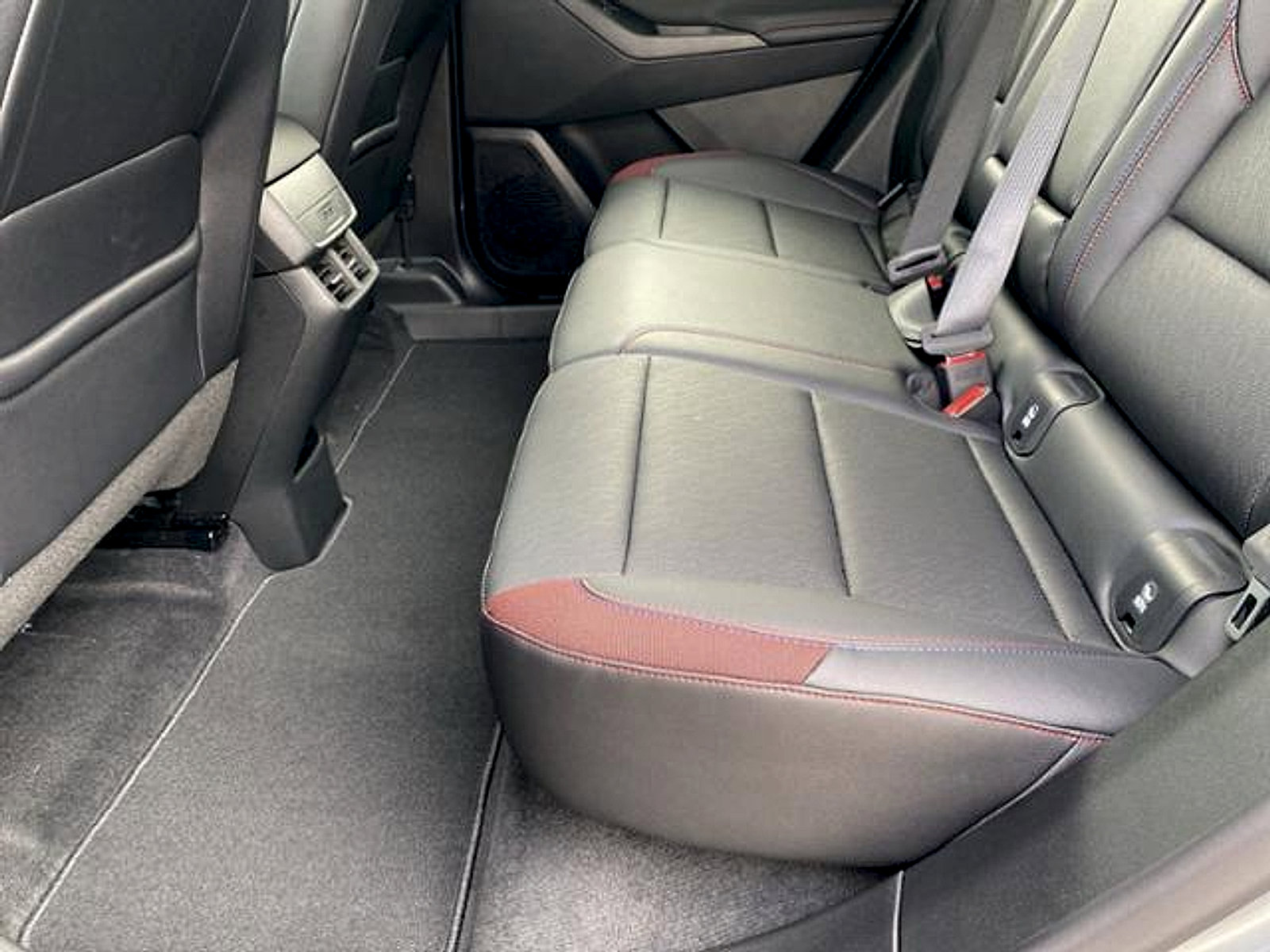 New 2026 Chevrolet Equinox RS w/ Safety and Technology Package FWD image 16