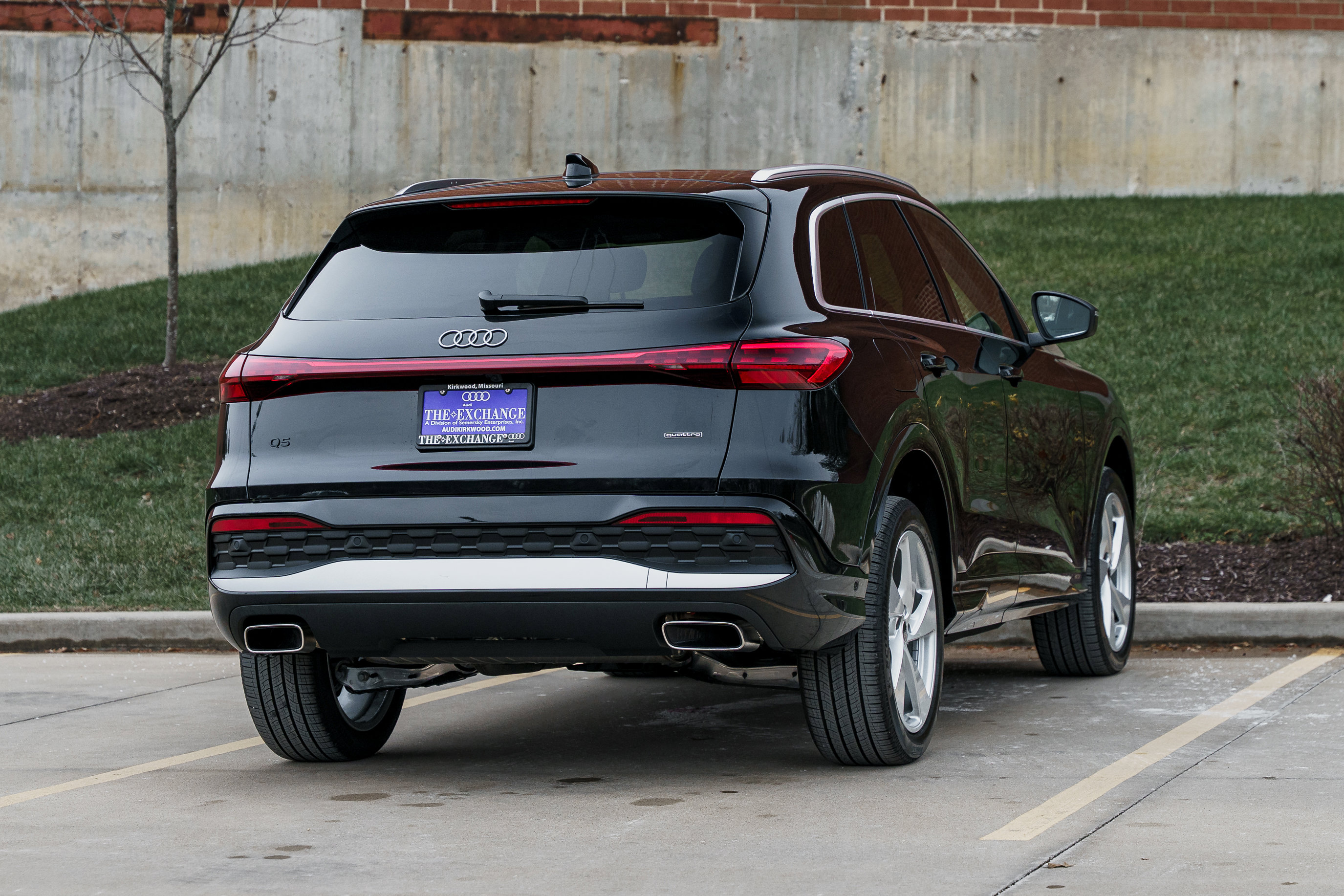 Certified 2025 Audi Q5 Premium Plus image 4