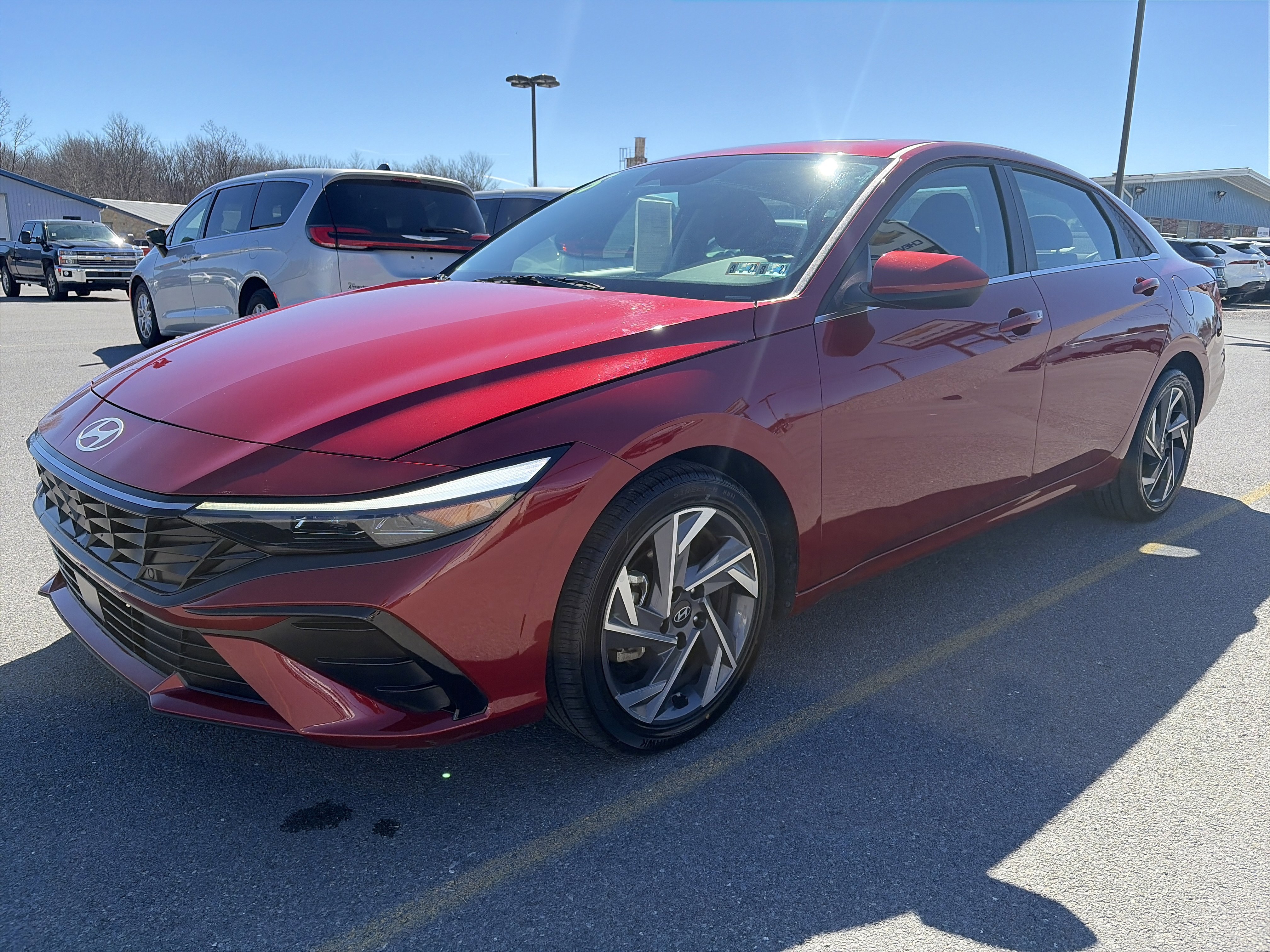 Used 2025 Hyundai Elantra SEL image 8