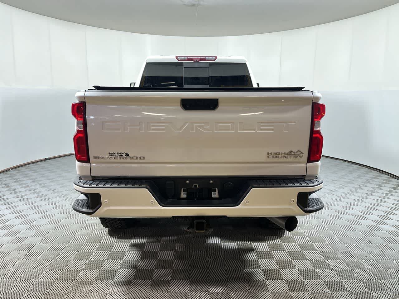 Used 2022 Chevrolet Silverado 2500 High Country w/ LPO, Hitch Package AWD/4WD image 7