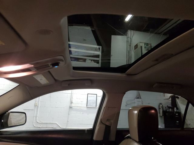 Used 2010 Chevrolet Equinox LT w/ Chrome Appearance Package image 24