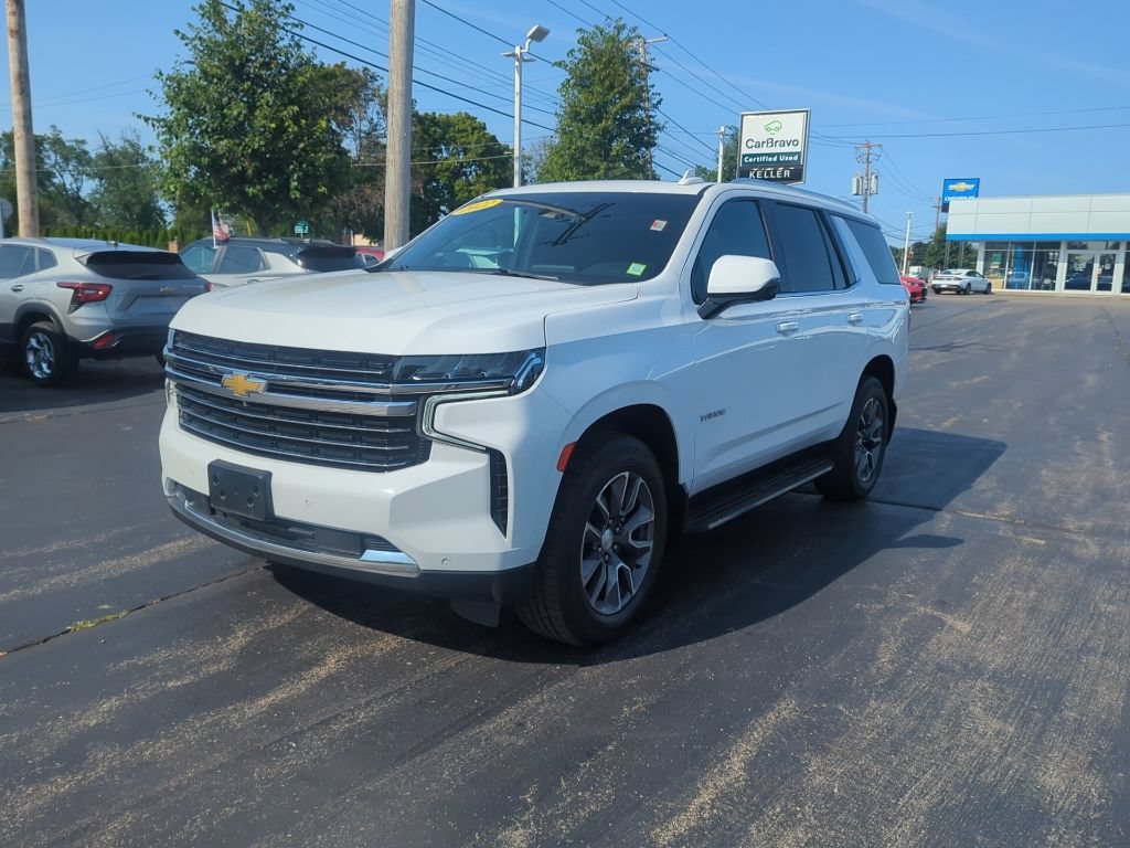 Certified 2022 Chevrolet Tahoe LT w/ Luxury Package AWD/4WD image 4