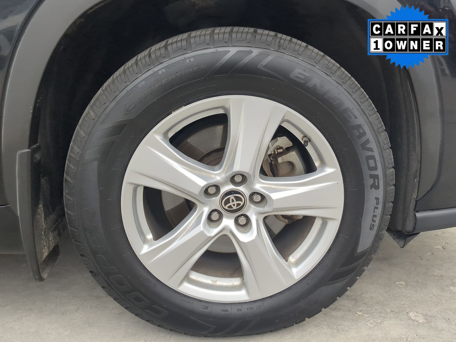 Used 2021 Toyota Highlander L image 28