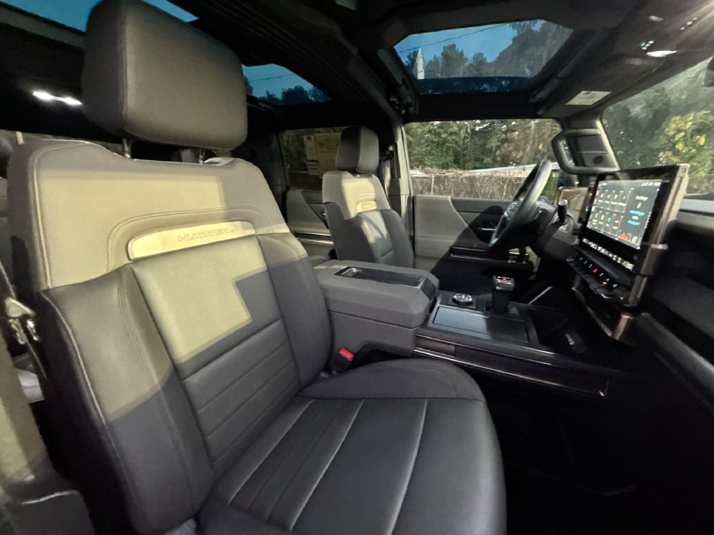 Used 2025 GMC Hummer EV 3X w/ Extreme Off-Road Package AWD/4WD image 31