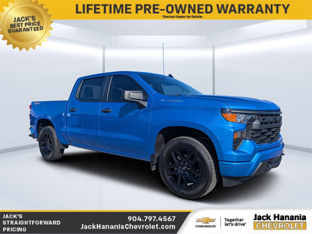 Used 2025 Chevrolet Silverado 1500 Custom image 1