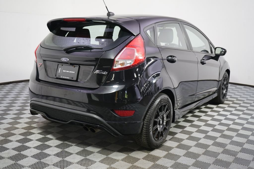 Used 2019 Ford Fiesta ST FWD image 6