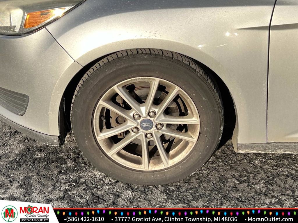 Used 2015 Ford Focus SE image 9