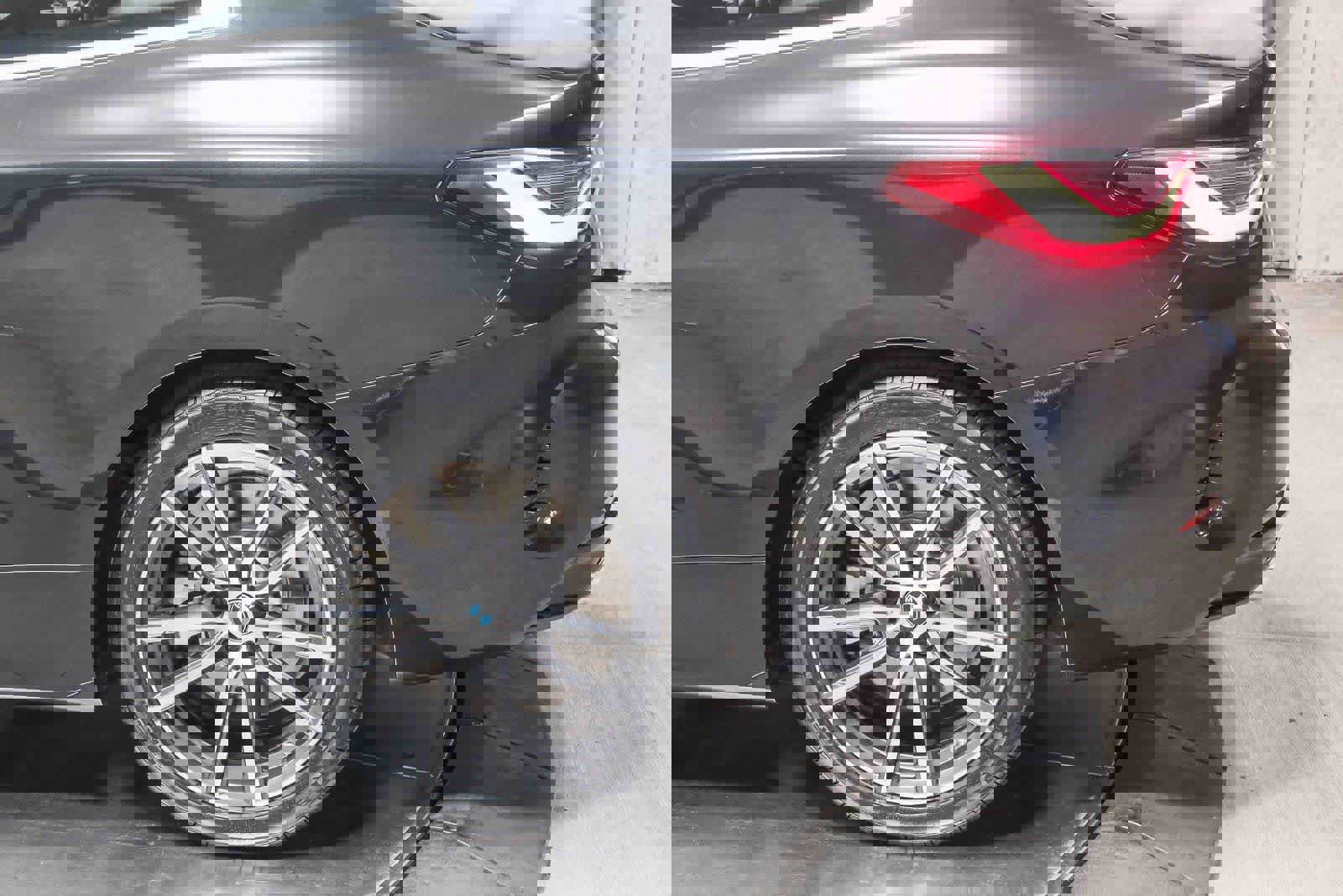 Used 2025 BMW 430i Coupe w/ Convenience Package image 8