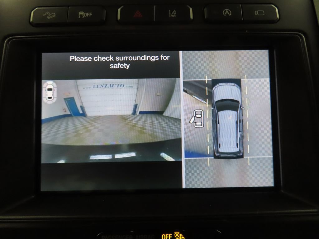 Used 2019 Ford Expedition Limited w/ Equipment Group 302A AWD/4WD image 14