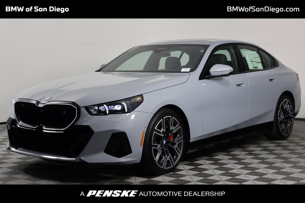 New 2026 BMW i5 eDrive40 w/ M Sport Package AWD/4WD image 1