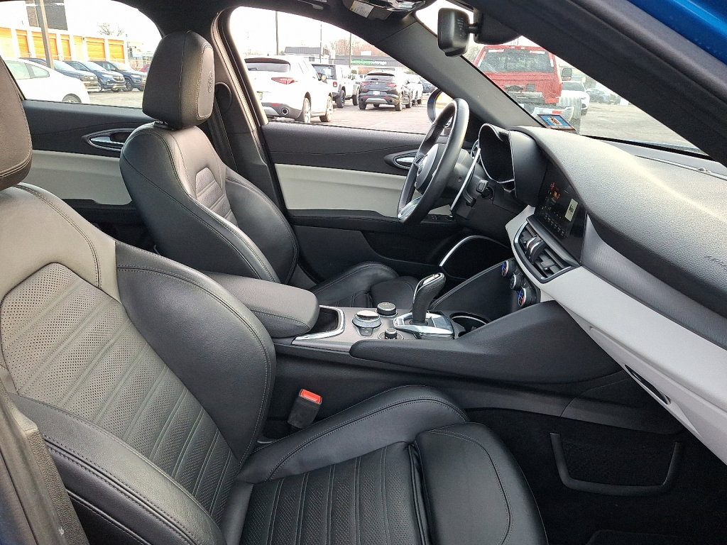 Used 2020 Alfa Romeo Giulia Ti Sport w/ Quick Order Package 22S Sport image 12