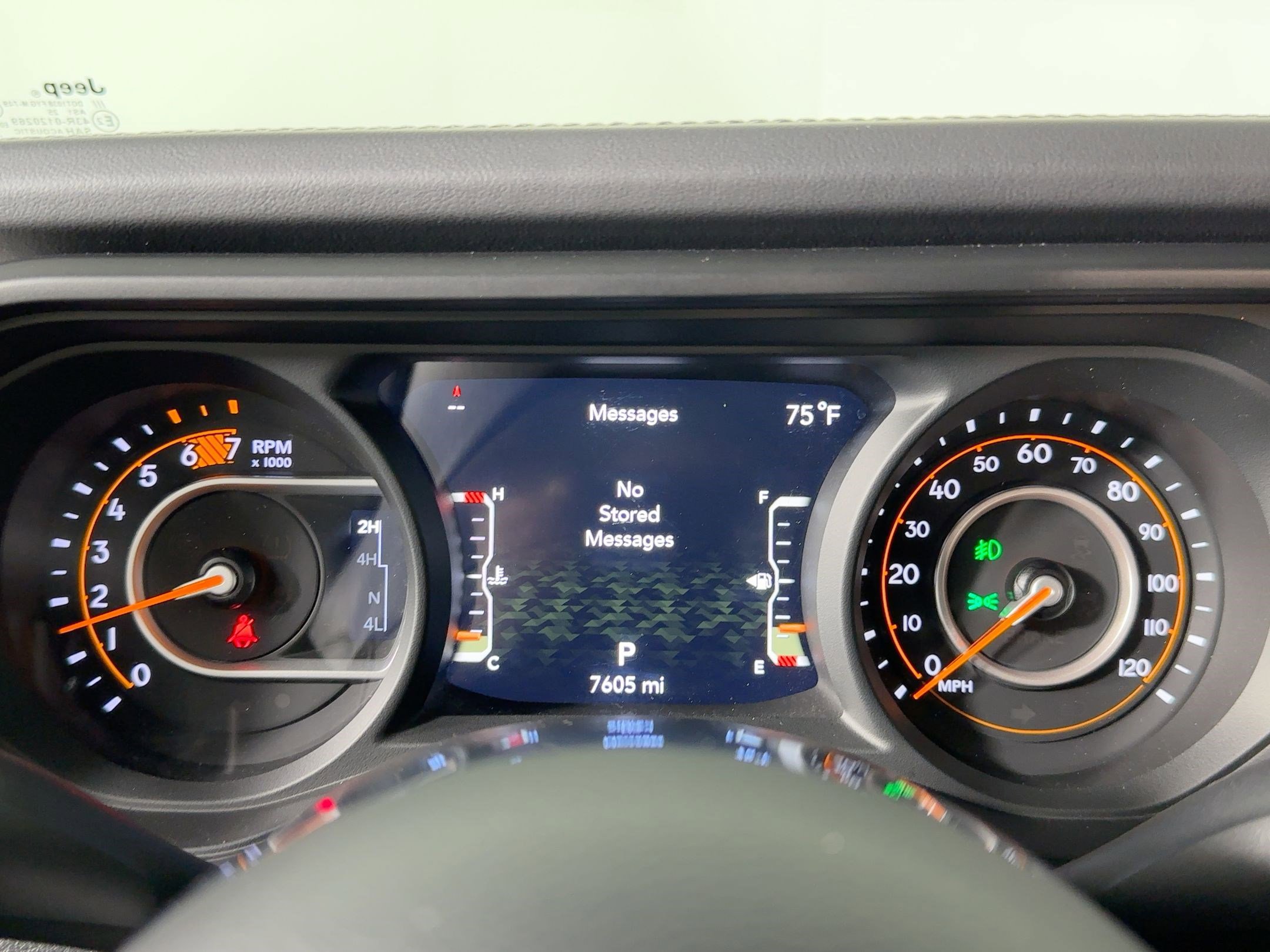 Used 2024 Jeep Wrangler Sahara w/ Technology Group image 17