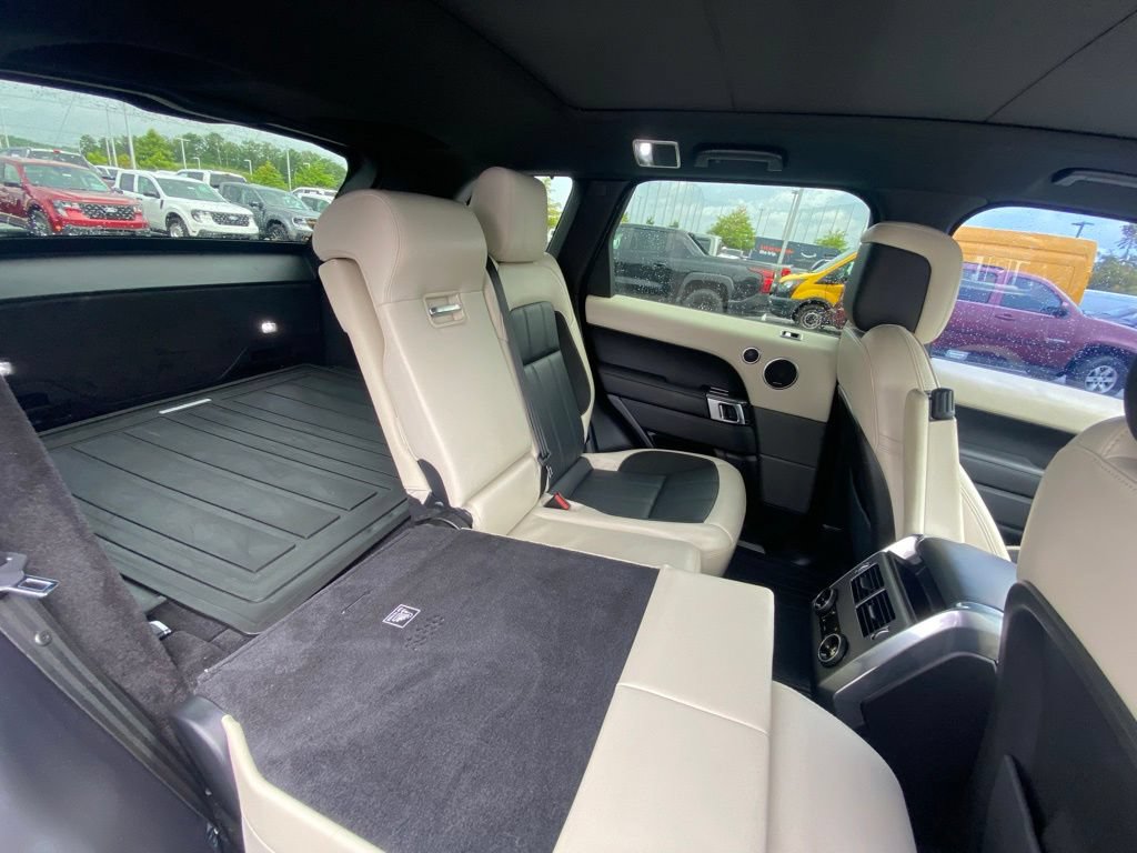 Used 2022 Land Rover Range Rover Sport HST AWD/4WD image 29