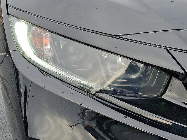 Used 2019 Honda Civic Sport image 9